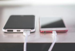 Gün Boyu Yanınızda: 2025’te Pil Performansıyla Öne Çıkan Akıllı Telefonlar