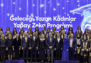 Geleceği Şekillendiren Kadınlar Programı Mezunlarını Verdi