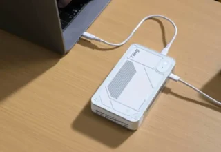 Mini Boyutlu Yapay Zekalı Süper Bilgisayar Sahneye Çıktı