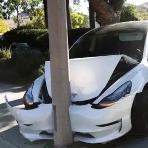 elektrikli arac kaza onarim maliyeti 2 - indir soft